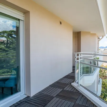 3-room Luxury With Pool And Sea View Steps From The * Cannes