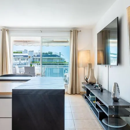 3-room Luxury With Pool And Sea View Steps From The * Cannes