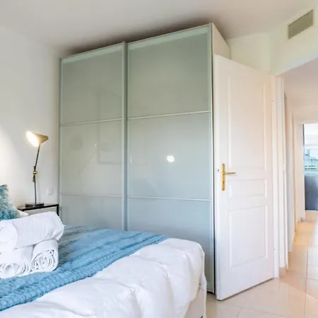 3-room Luxury With Pool And Sea View Steps From The * Cannes