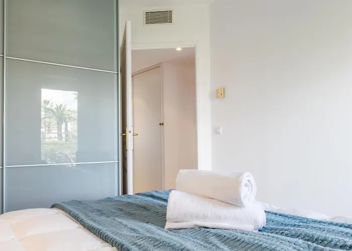 3-room Luxury With Pool And Sea View Steps From The * Cannes