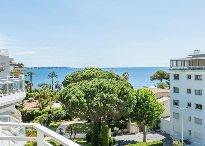 3-room Luxury With Pool And Sea View Steps From The * Cannes