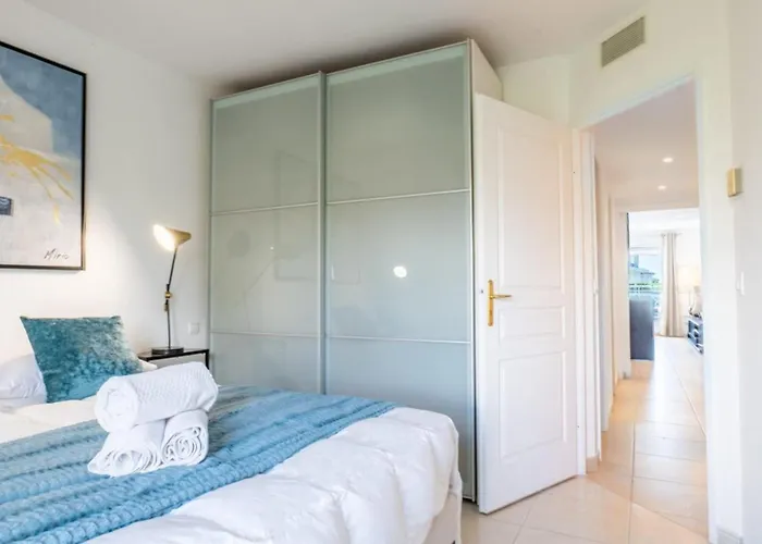 3-room Luxury With Pool And Sea View Steps From The * Cannes