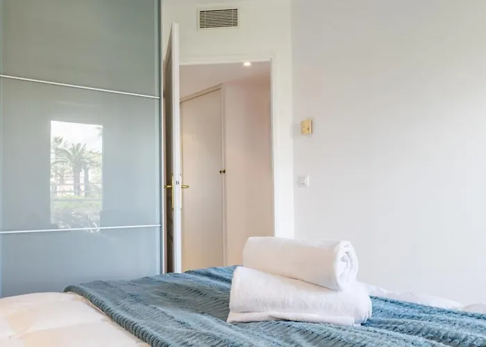 Apartman 3-room Luxury With Pool And Sea View Steps From The *