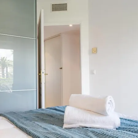 Appartement 3-room Luxury With Pool And Sea View Steps From The *
